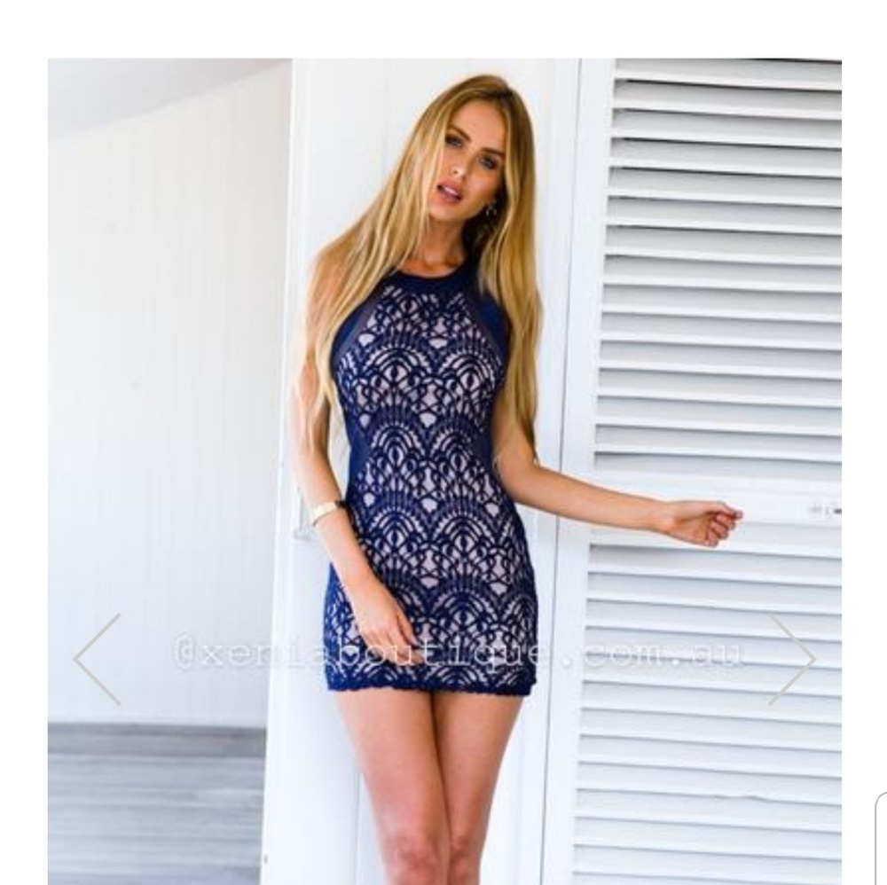 Xenia boutique beautiful navy and nude dress